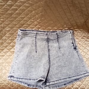 Junior gently used shorts